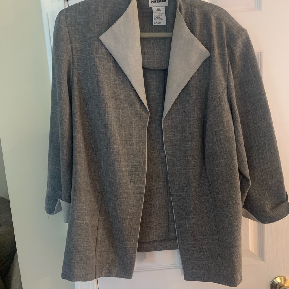 18W 18 Wide thin fabric cuff and Elbows wear everyday blazer